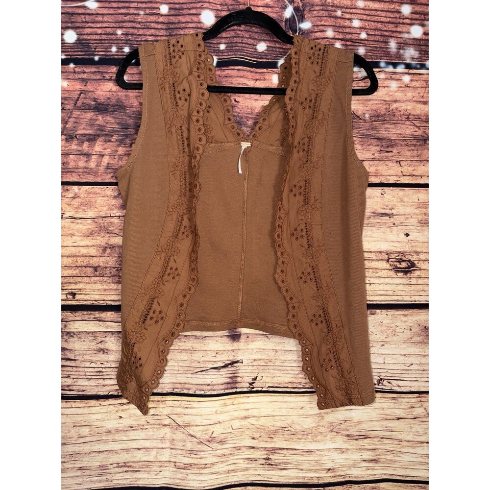 Free People Cropped Ribbed Floral Embroidery Vest L (Gesibelle in Macadamia)